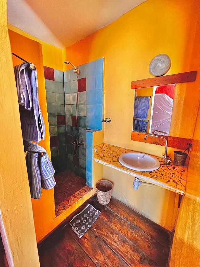 Flyfishes Hotel Сен-Луи Экстерьер фото